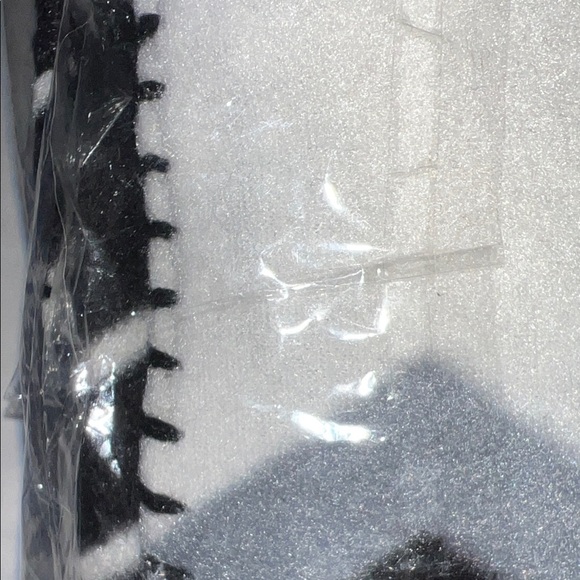 Mammoth Mountain Ski Resort Theme Chevron Pattern Throw Blanket - Picture 3 of 4